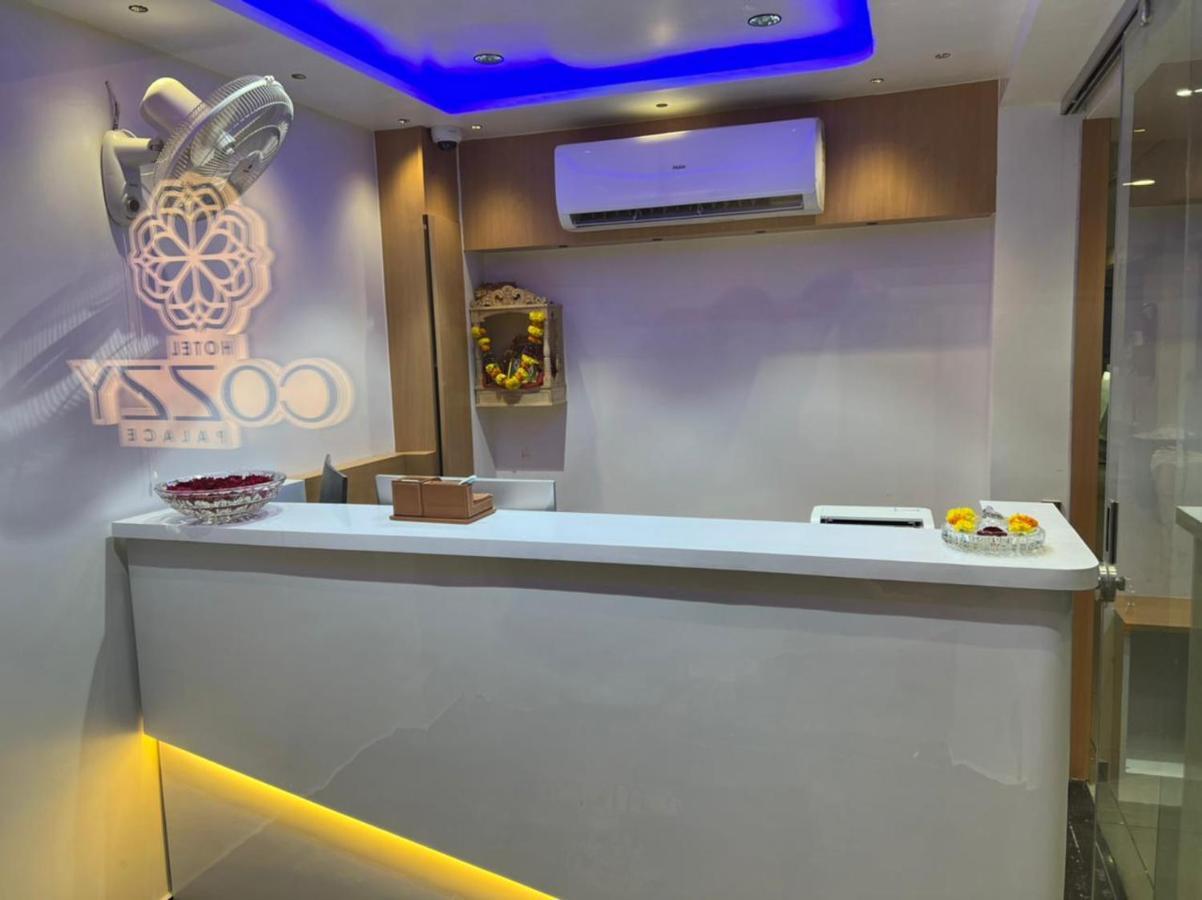 Hotel Cozzy Palace Surat Zewnętrze zdjęcie